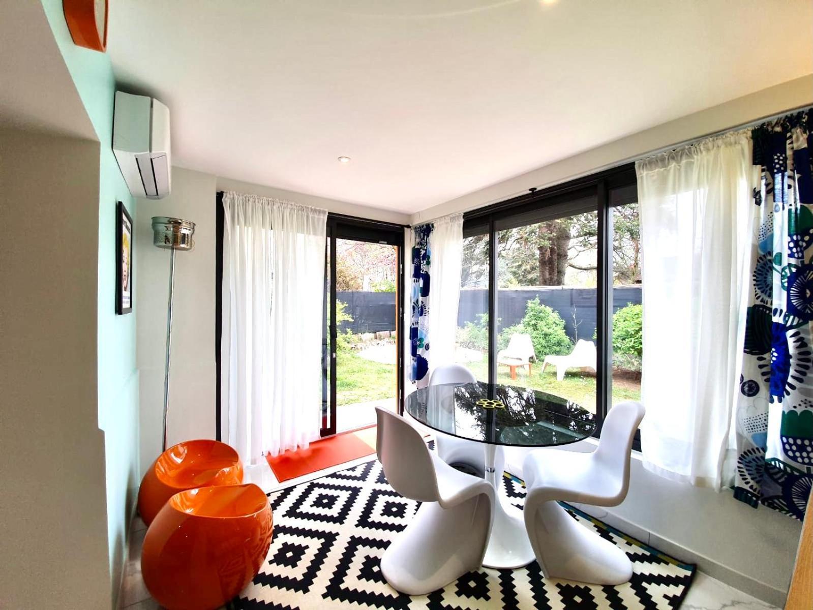 La Maison Pop Appartement Meuble Independant Avec Jardin Romans-sur-Isère Exterior foto